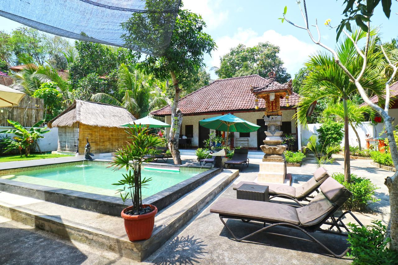 Sunjaya Kubu Guesthouse Нуса-Лембонган Екстер'єр фото